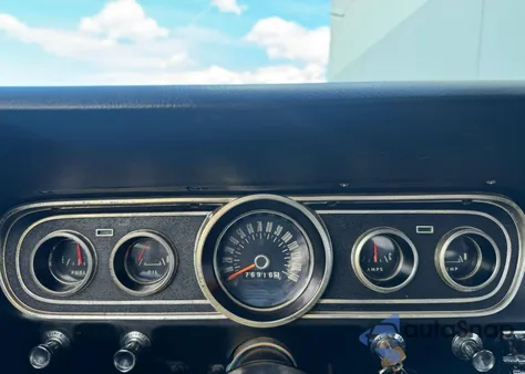 1966 Ford Mustang z USA, uszkodzony, nr VIN 6R08C220576